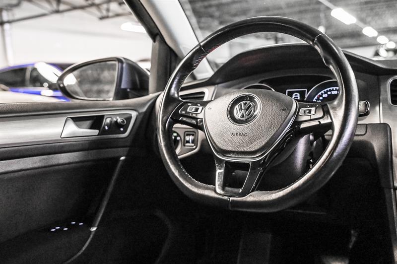 2015 Volkswagen Golf - Image 24