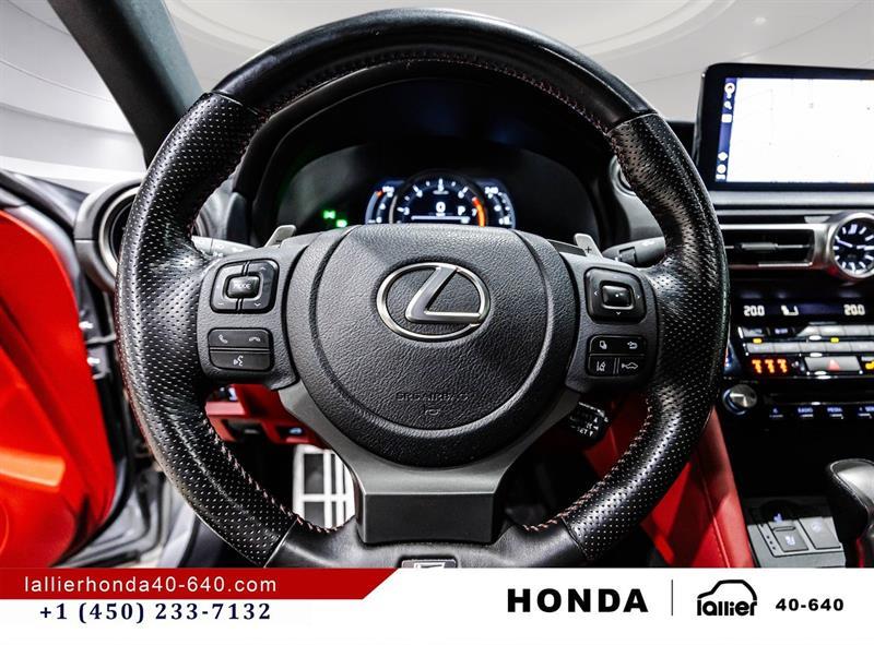 2021 Lexus IS - Image 22