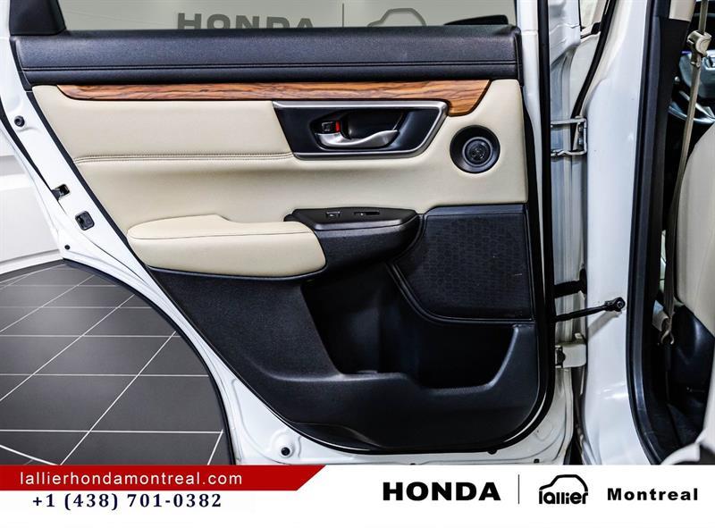 2018 Honda CR-V - Image 13