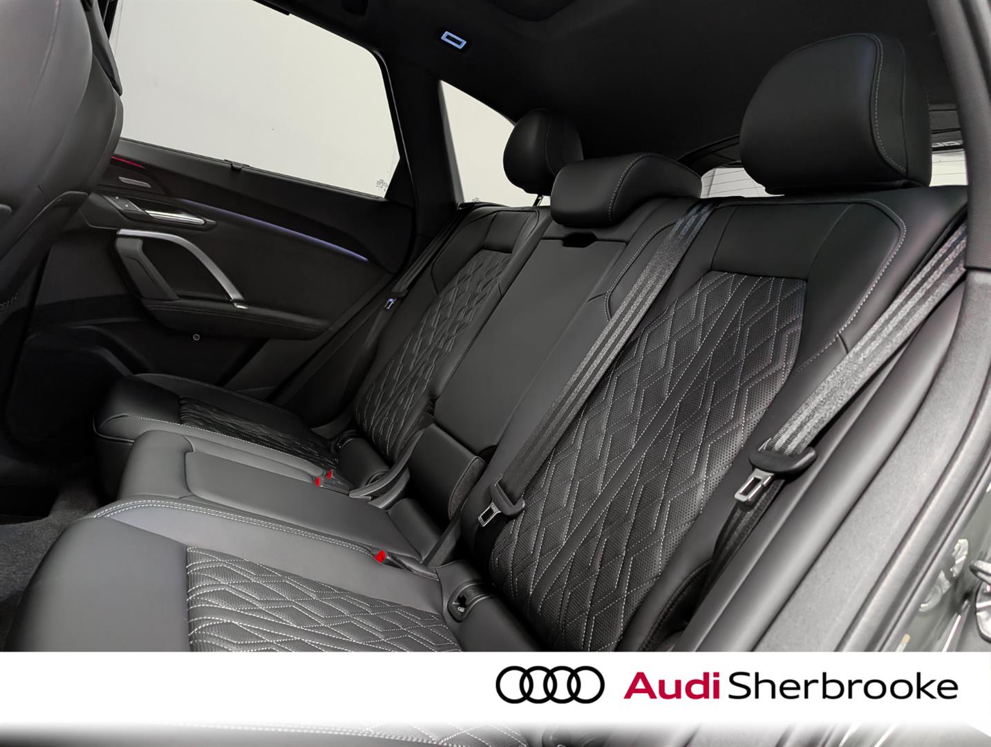 audi SQ5 2025 - 12