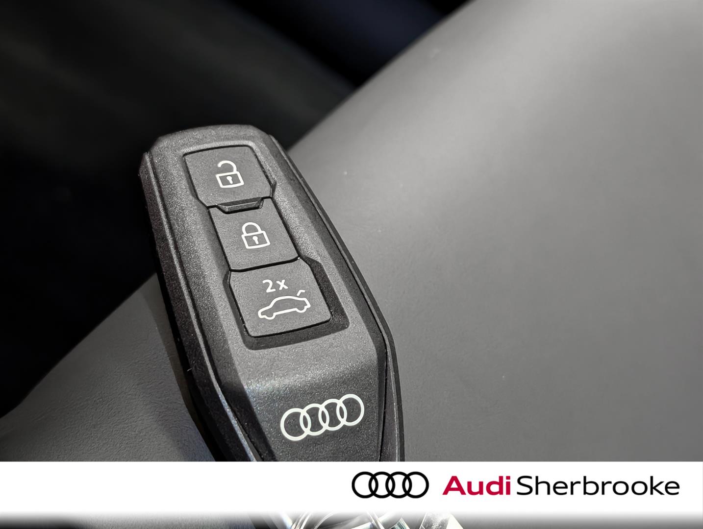 audi SQ5 2025 - 26