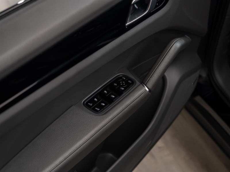 porsche Cayenne 2020 - 16