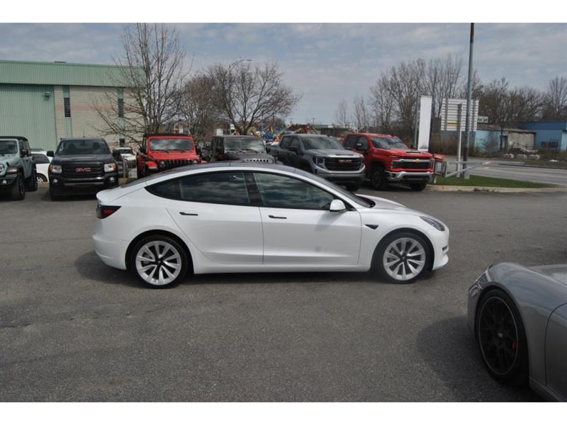 tesla Model 3 2022 - 6