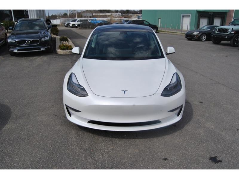 tesla Model 3 2022 - 8