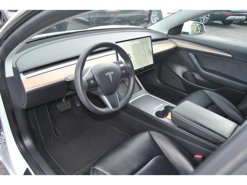 tesla Model 3 2022 - 13