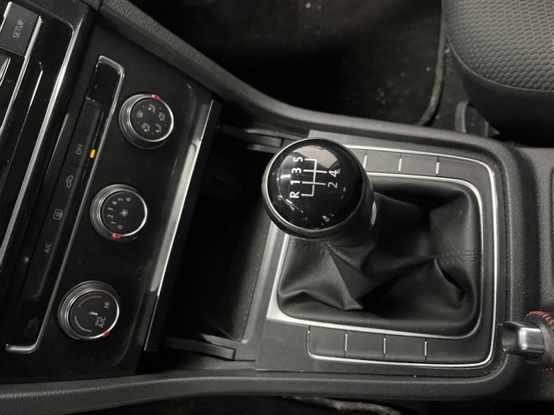 volkswagen Golf 2018 - 16
