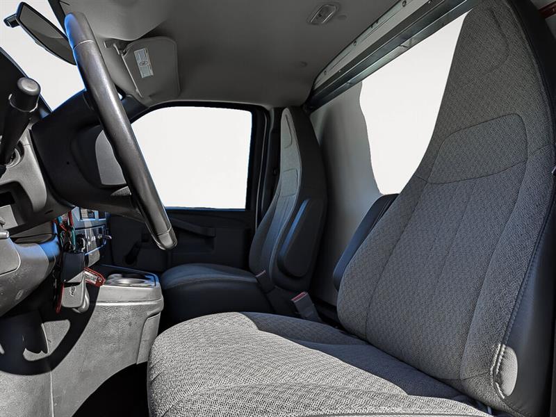 gmc Savana 2023 - 8