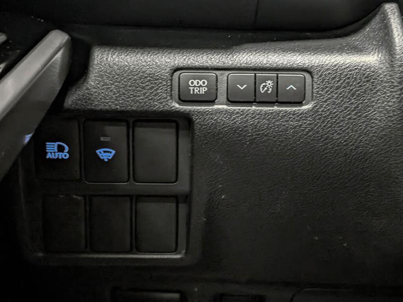 lexus IS 300 2017 - 17