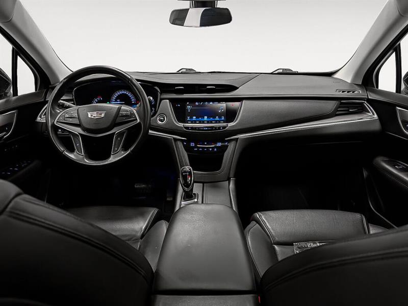 cadillac XT5 2017 - 12