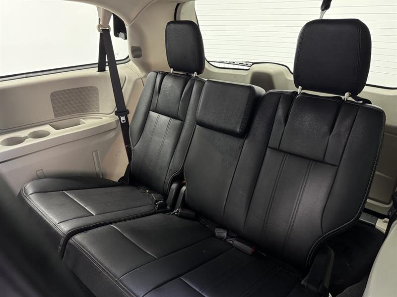 dodge Grand Caravan 2020 - 32