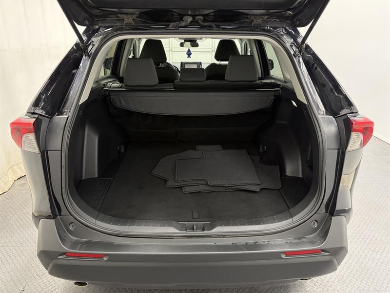 toyota RAV4 2022 - 8