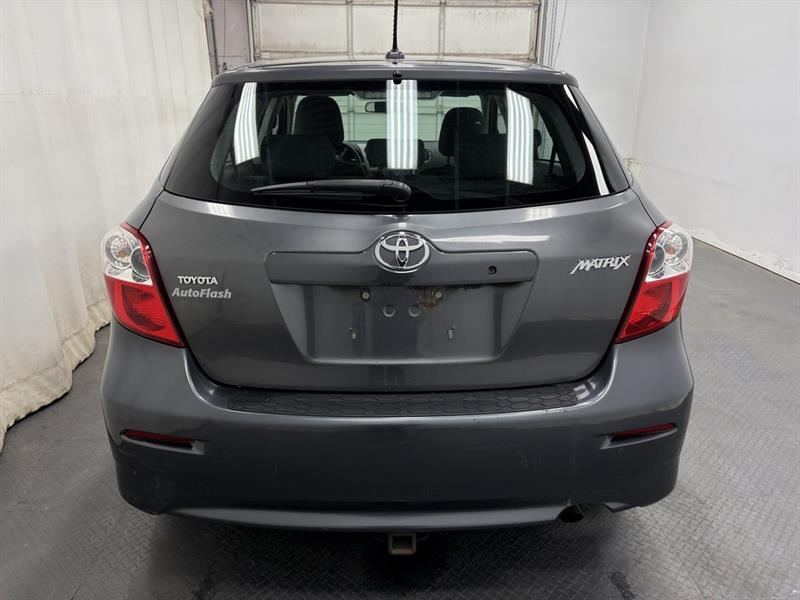 toyota Matrix 2010 - 6