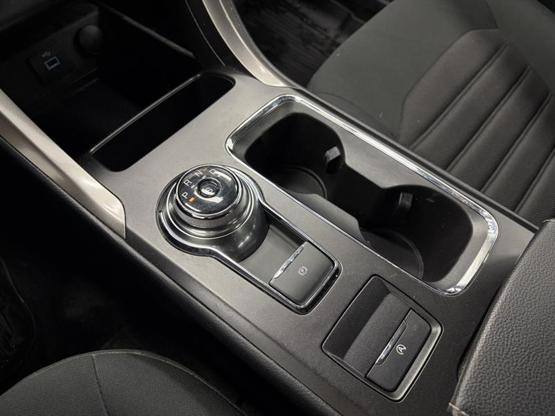 ford Fusion 2017 - 27