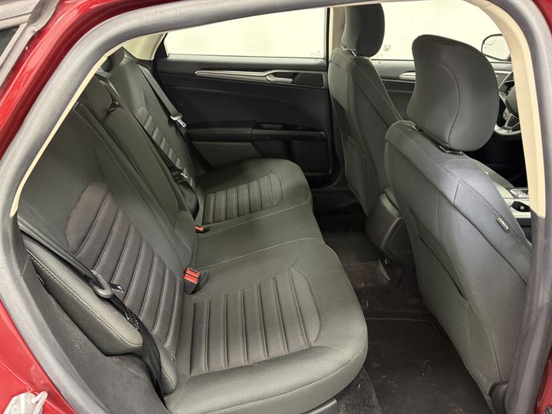 ford Fusion 2017 - 29