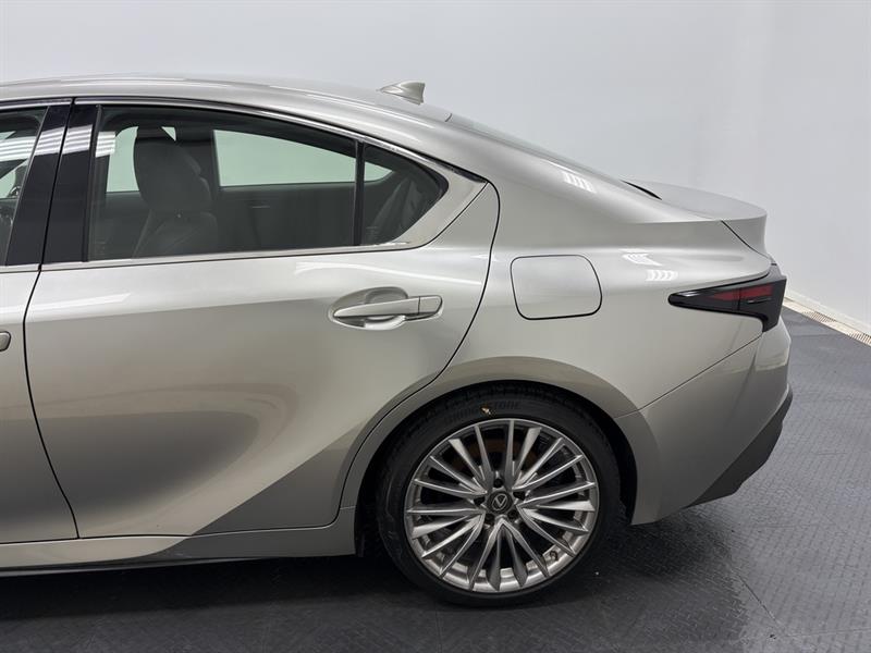 lexus IS 2021 - 4