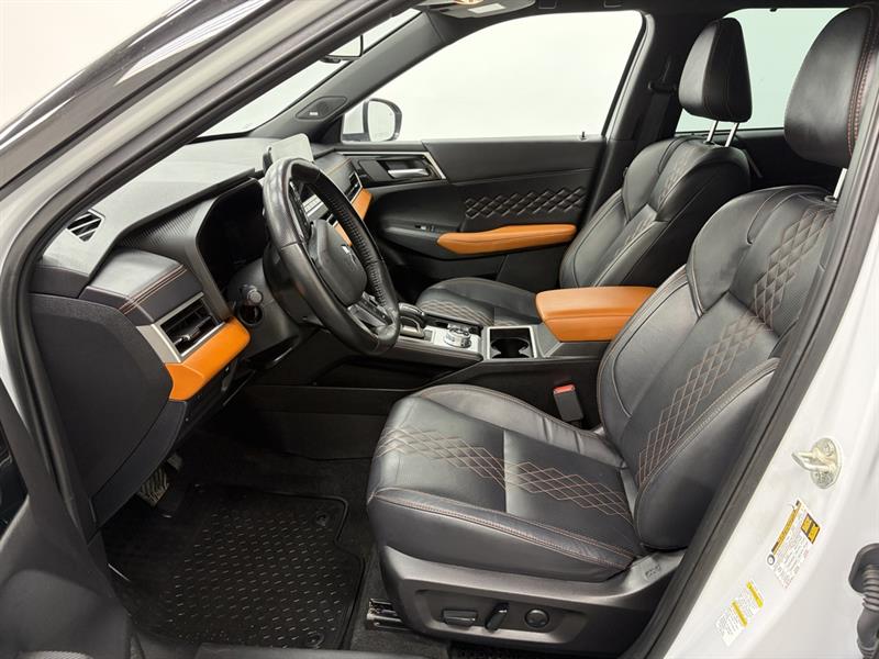 mitsubishi Outlander 2023 - 2