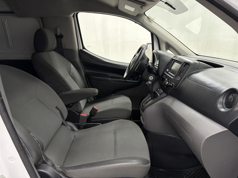 nissan NV200 Cargo compact 2020 - 26