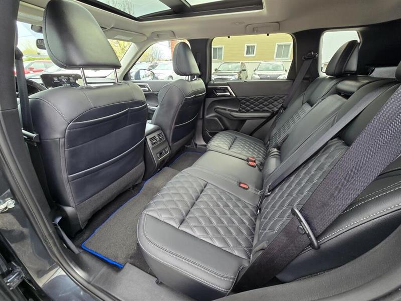 mitsubishi Outlander rechargeable 2025 - 11