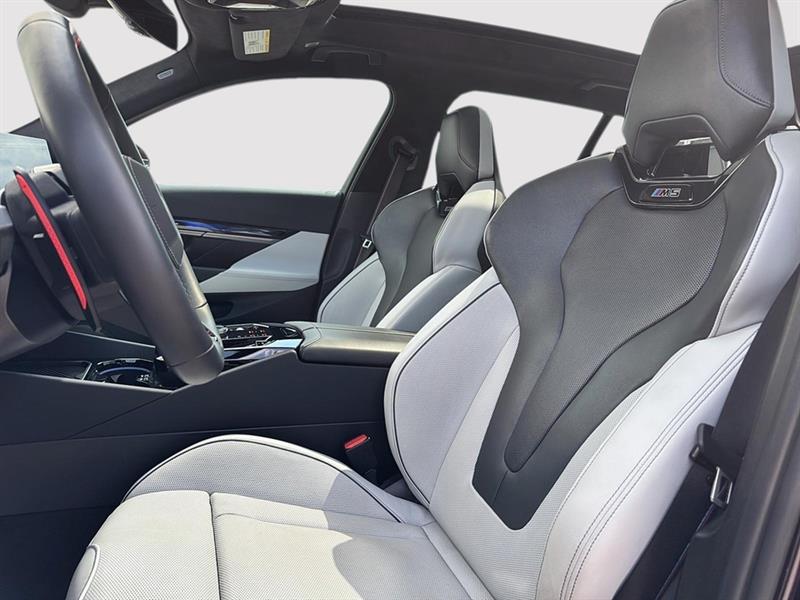 bmw M5 TOURING 2025 - 18