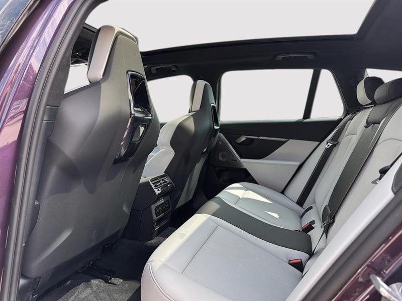 bmw M5 TOURING 2025 - 22