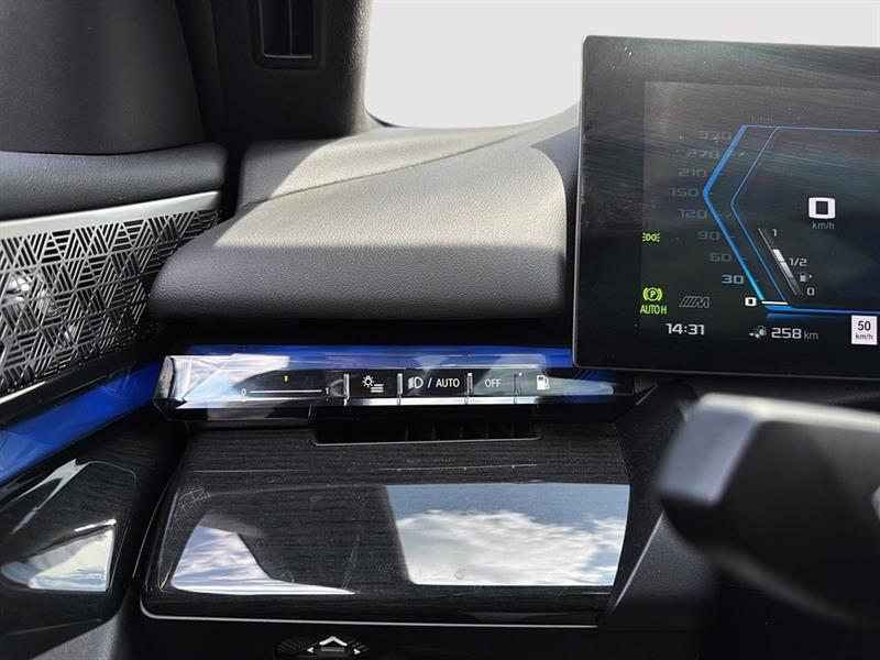 bmw M5 TOURING 2025 - 29
