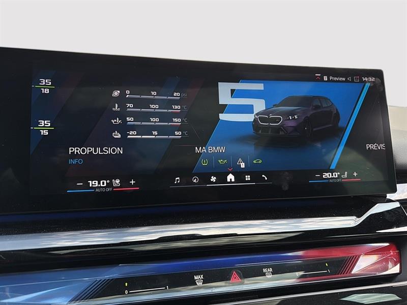 bmw M5 TOURING 2025 - 38