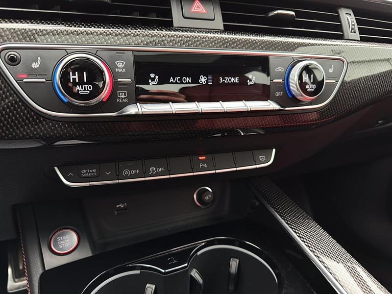audi S4 2024 - 39
