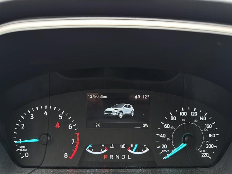ford Escape 2022 - 24