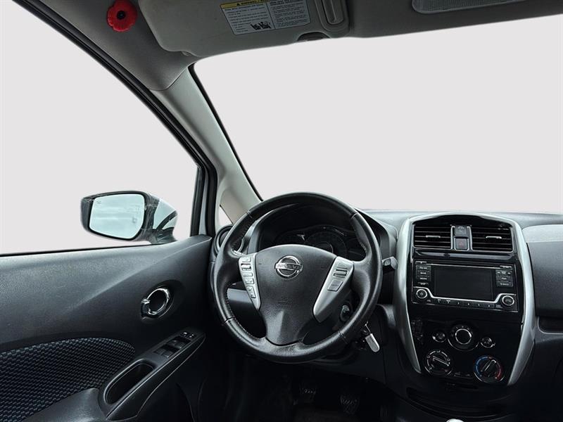 nissan Versa 2015 - 17