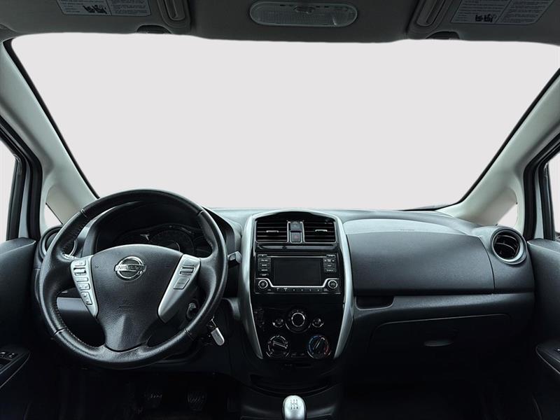 nissan Versa 2015 - 18