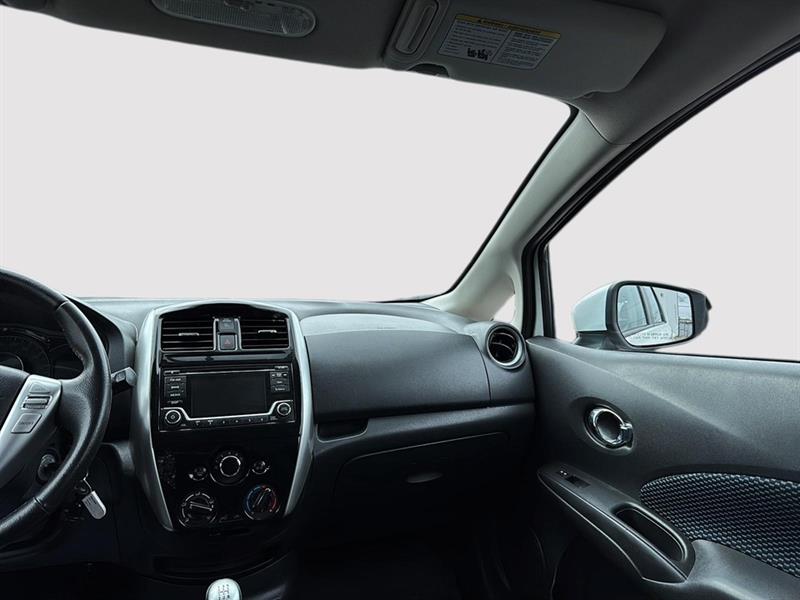 nissan Versa 2015 - 19