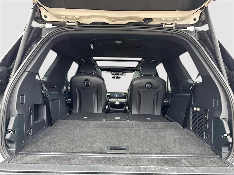 lincoln Navigator 2025 - 9