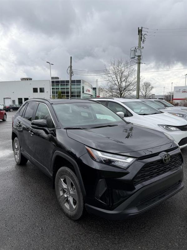 2025 Toyota RAV4 XLE AWD