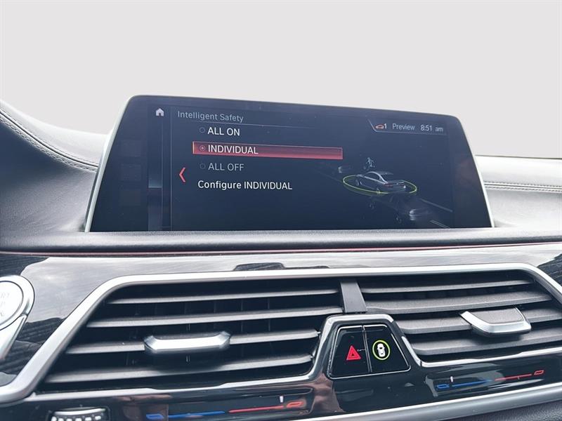 bmw 7 Series 2018 - 43