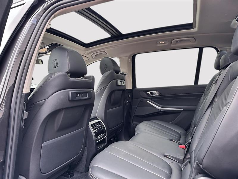 bmw X7 2022 - 23