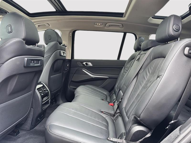 bmw X7 2022 - 24