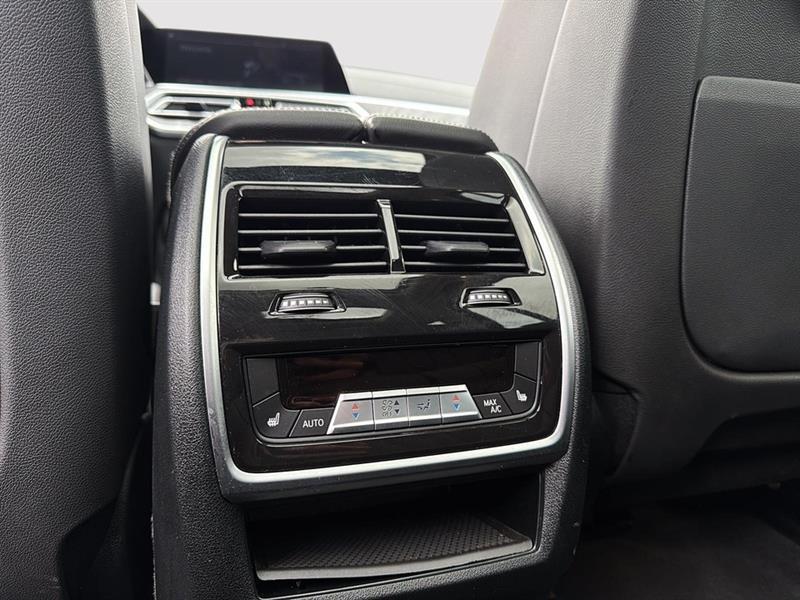 bmw X7 2022 - 31