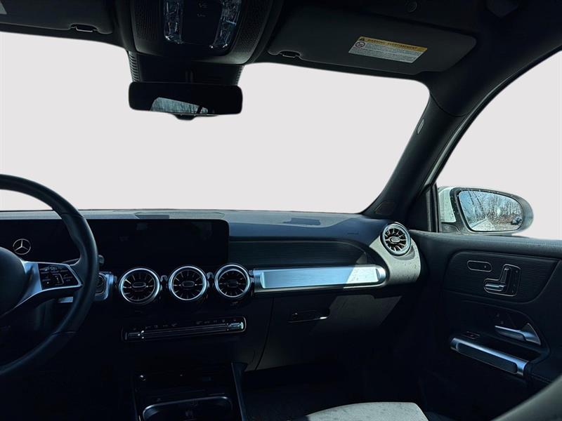 mercedes-benz EQB 2024 - 21