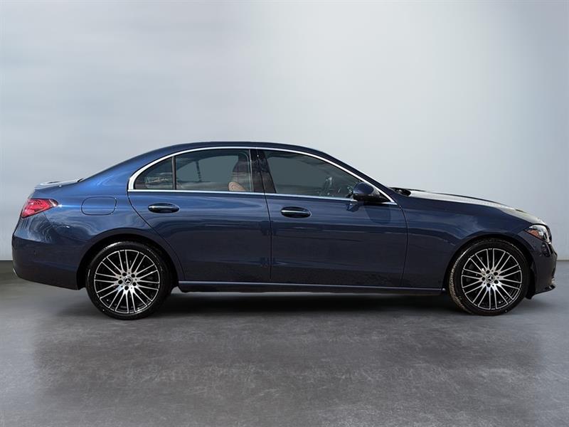mercedes-benz C-Class 2025 - 11