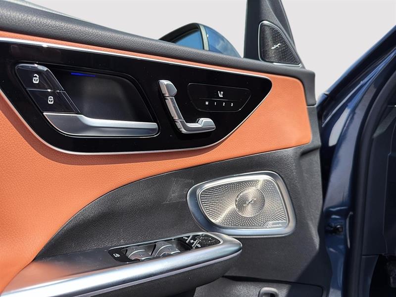 mercedes-benz C-Class 2025 - 14