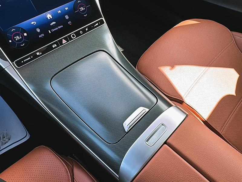 mercedes-benz C-Class 2025 - 41