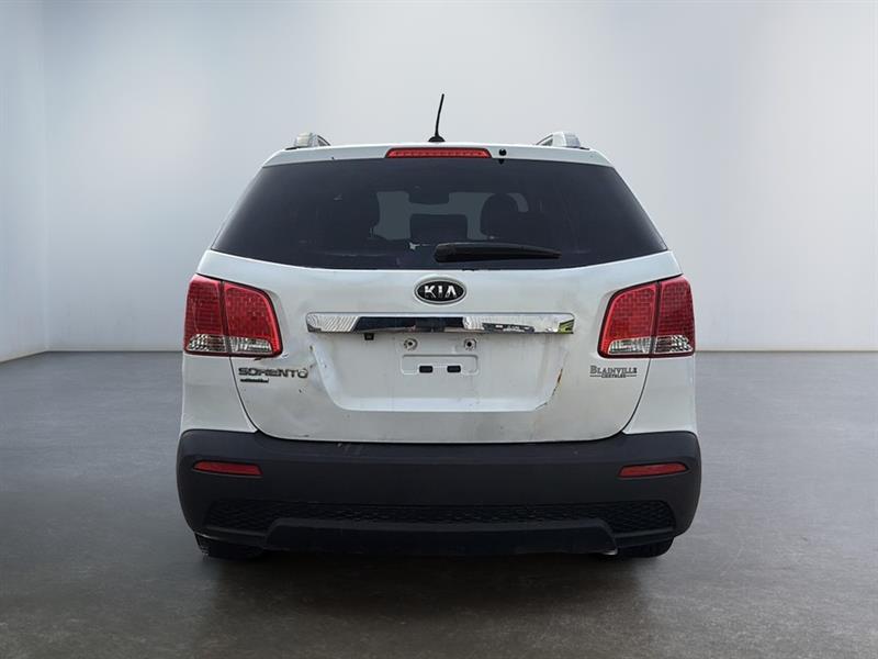 kia Sorento 2012 - 6