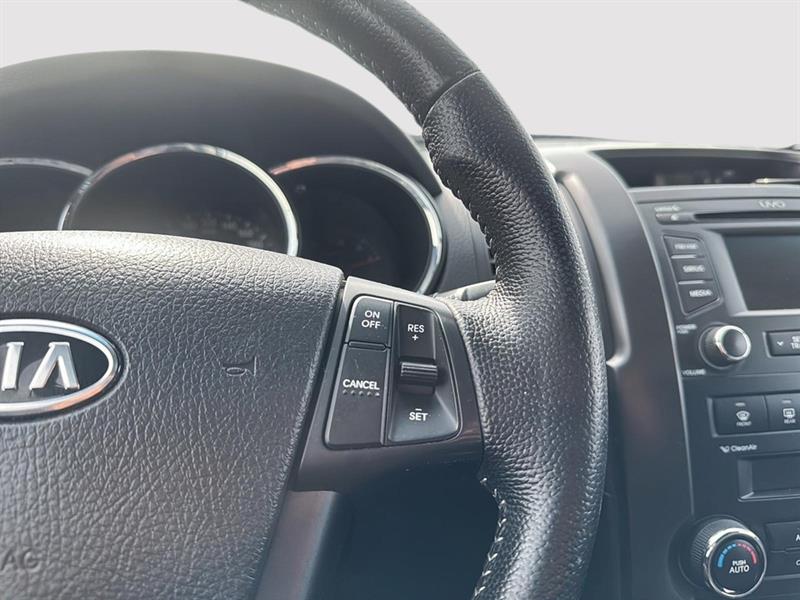 kia Sorento 2012 - 24