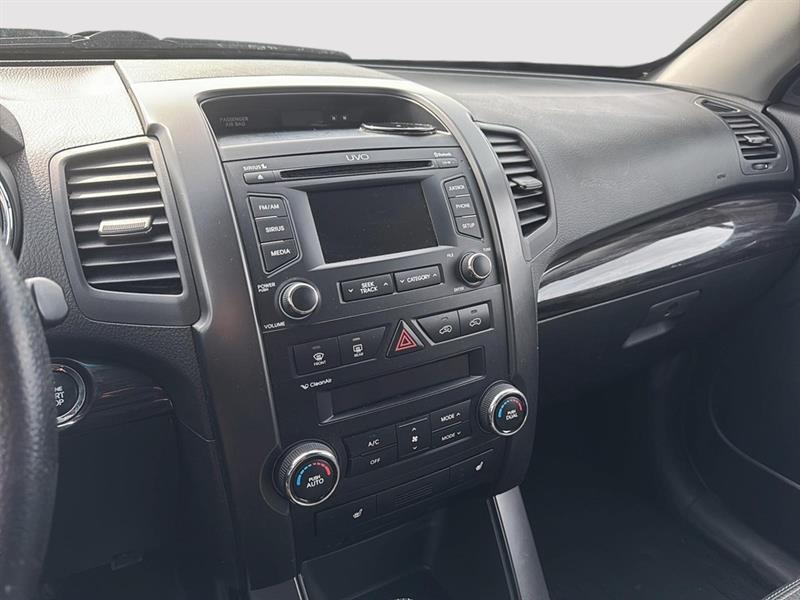 kia Sorento 2012 - 25