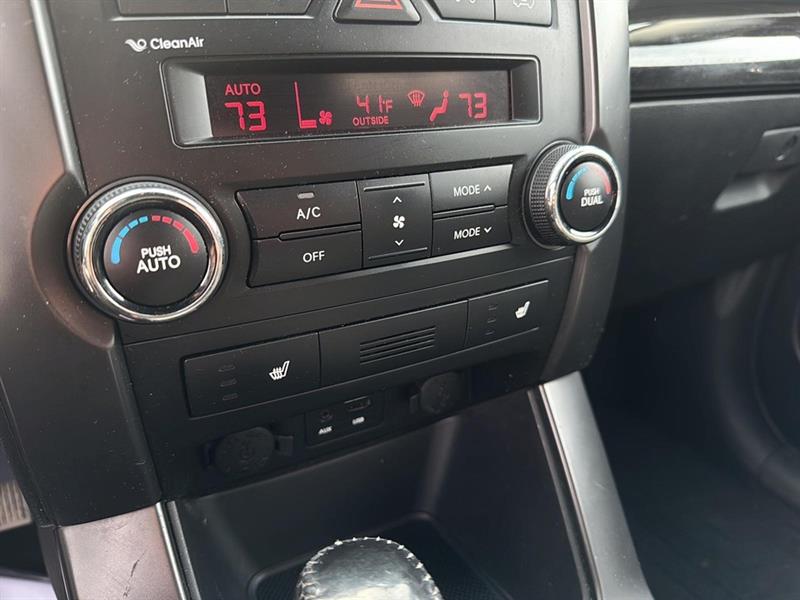 kia Sorento 2012 - 28