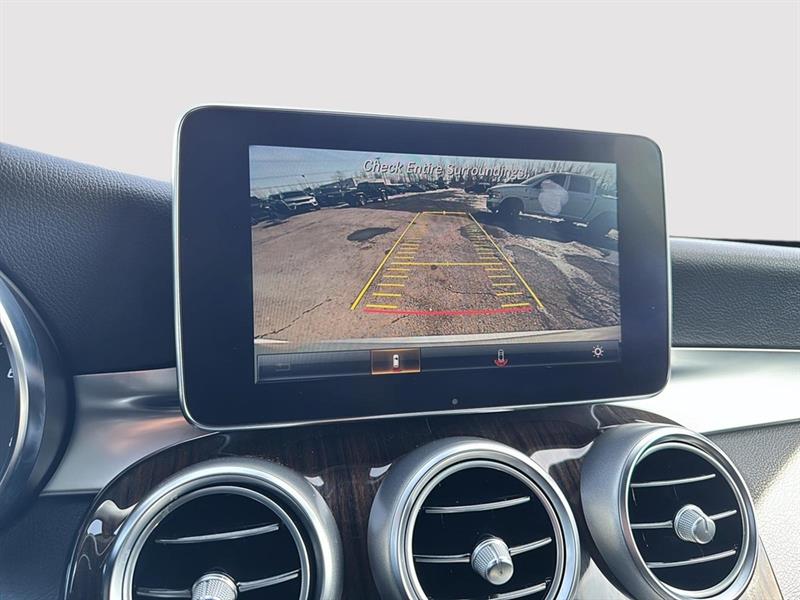 mercedes-benz GLC 300 2019 - 32