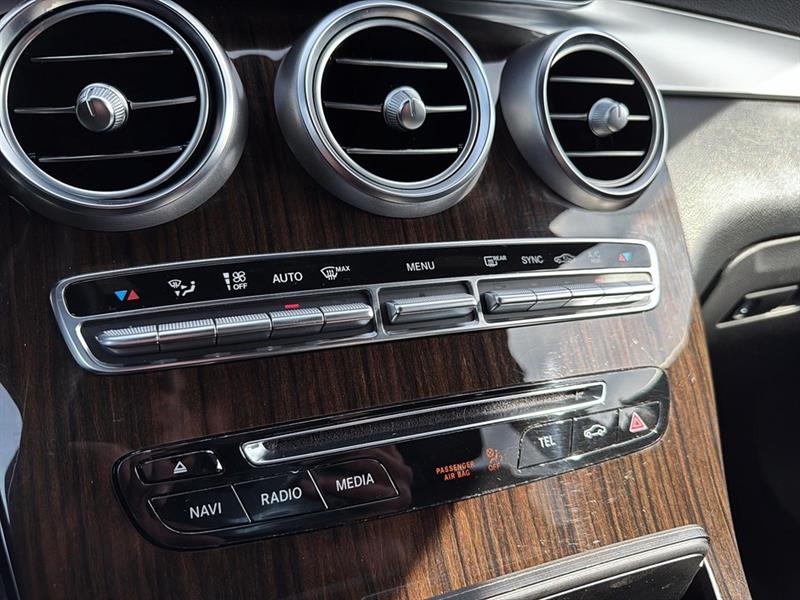 mercedes-benz GLC 300 2019 - 34