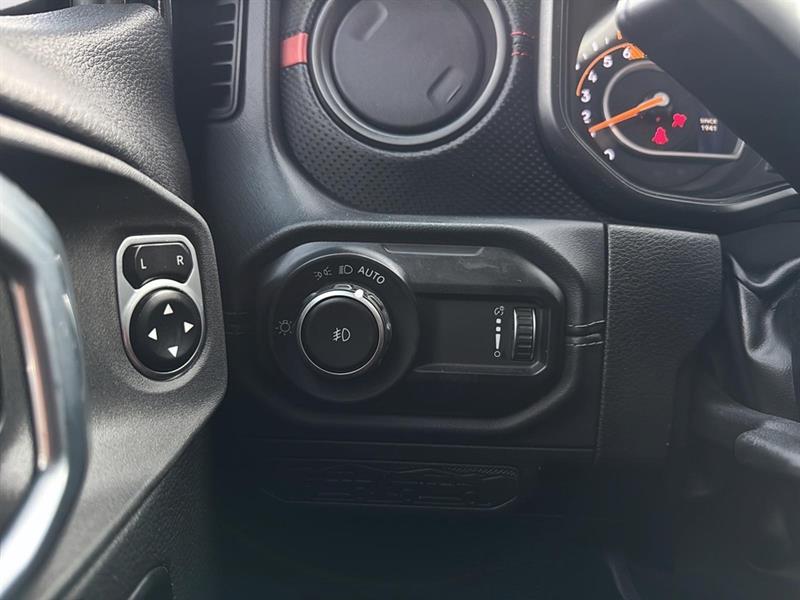 jeep Wrangler 2024 - 25