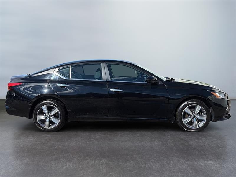 nissan Altima 2022 - 11
