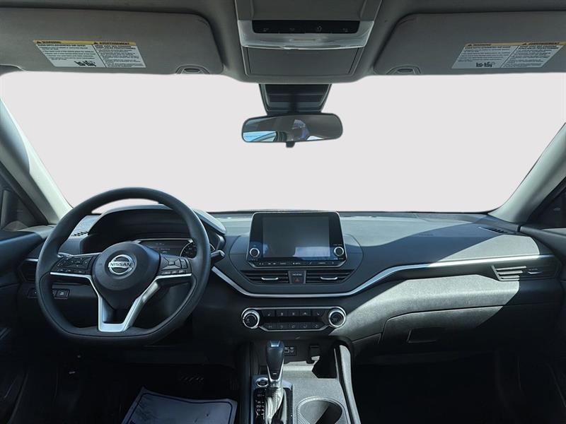 nissan Altima 2022 - 19